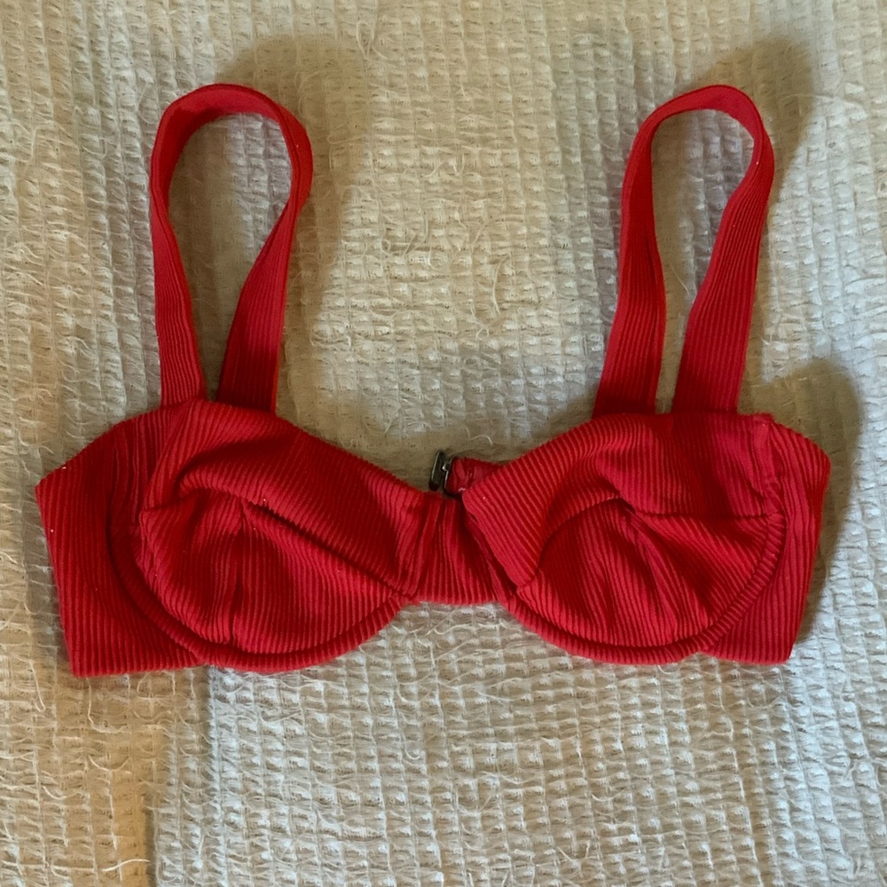 Revolve Haight Red Ribbed Balconette Bikini Top Swimwear Underwire Size Small